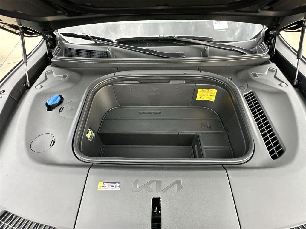 new 2026 Kia EV9 car, priced at $66,985