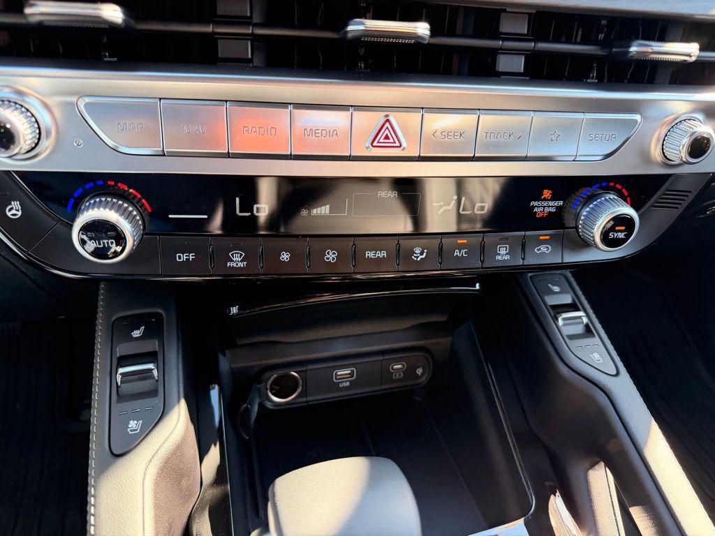 new 2025 Kia Telluride car, priced at $44,498