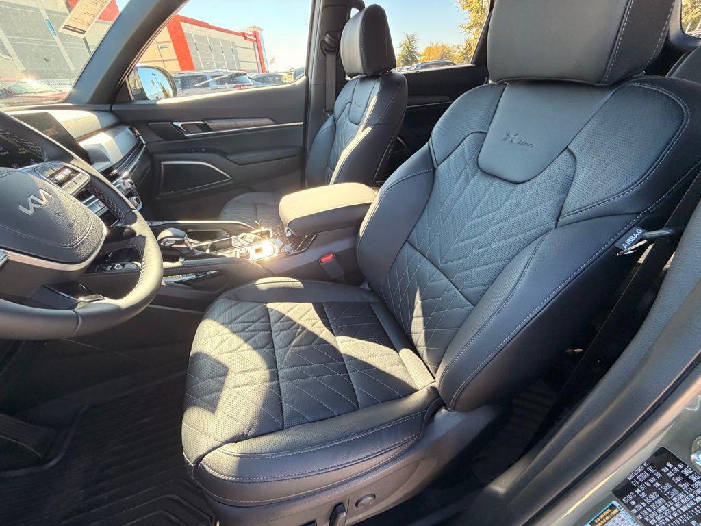 new 2025 Kia Telluride car, priced at $44,498