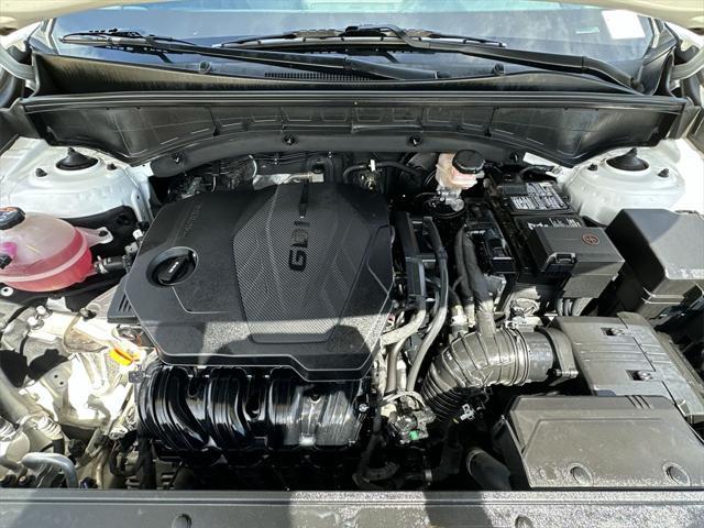 used 2023 Kia Sorento car, priced at $27,048