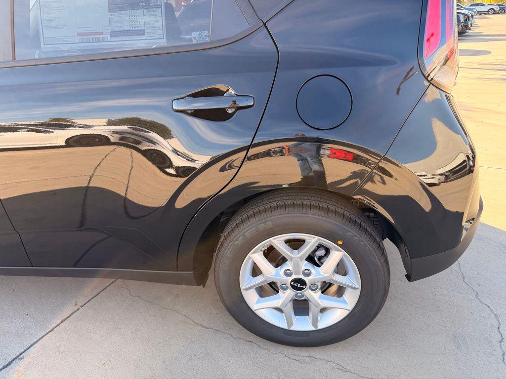 new 2025 Kia Soul car, priced at $21,221