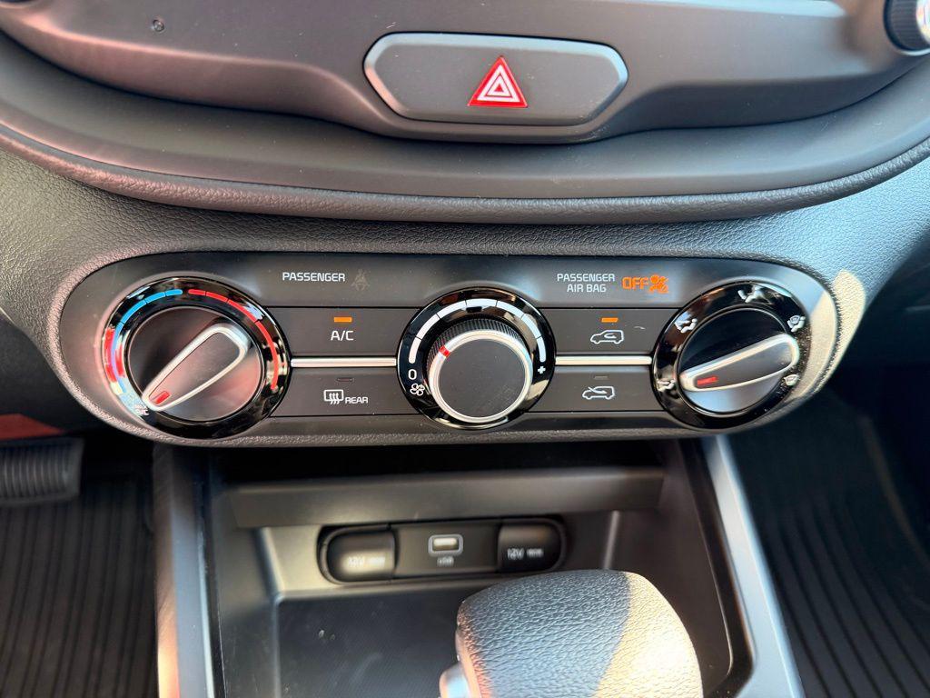 new 2025 Kia Soul car, priced at $21,221