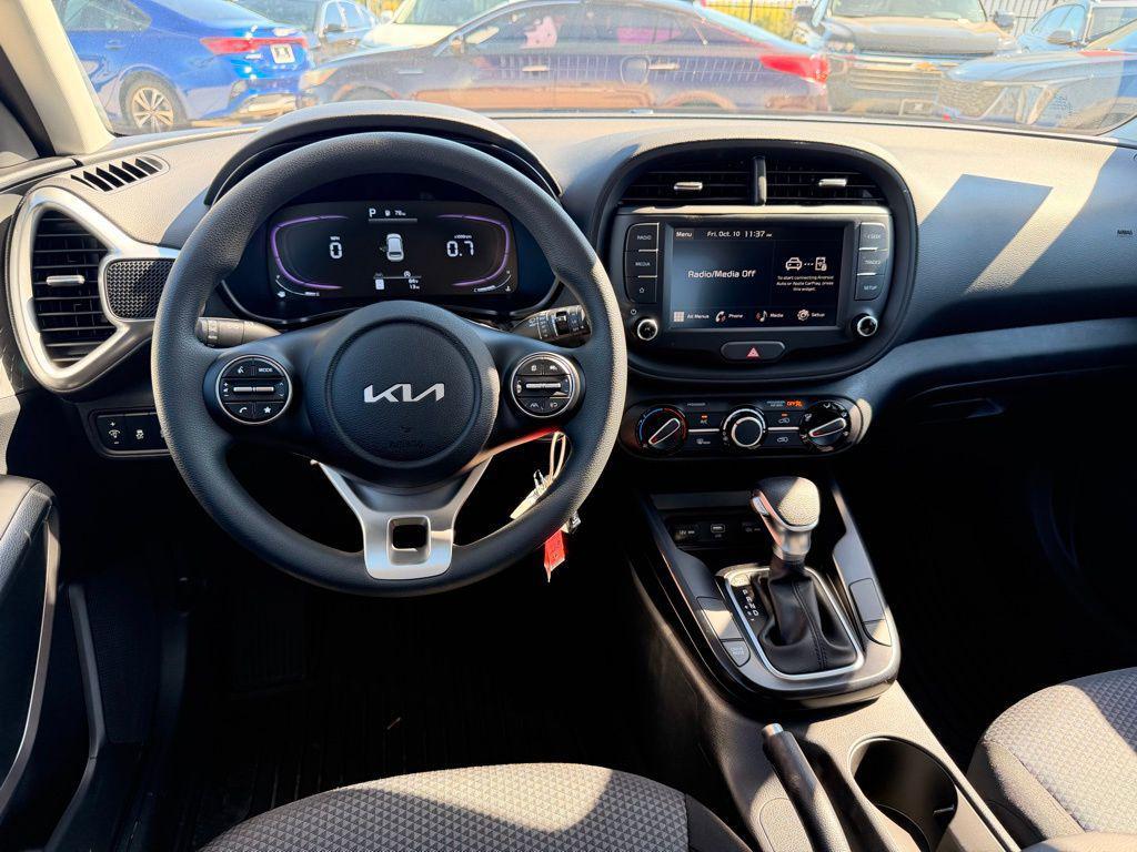 new 2025 Kia Soul car, priced at $21,221