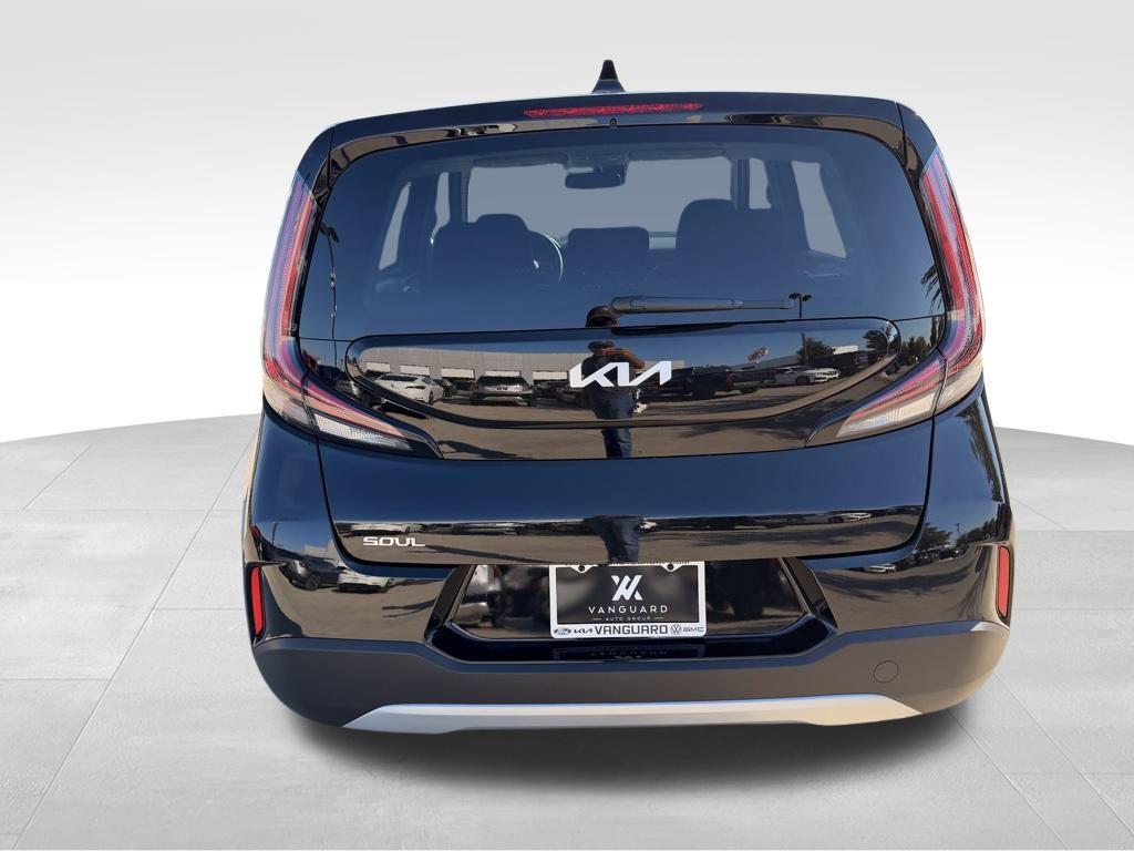 new 2025 Kia Soul car, priced at $21,221