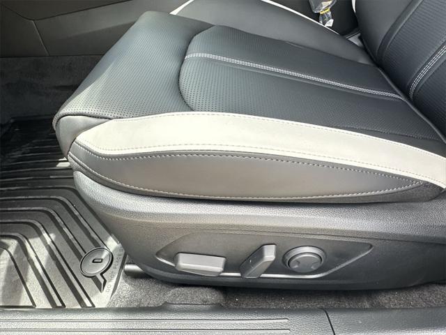 new 2025 Kia K5 car, priced at $29,433