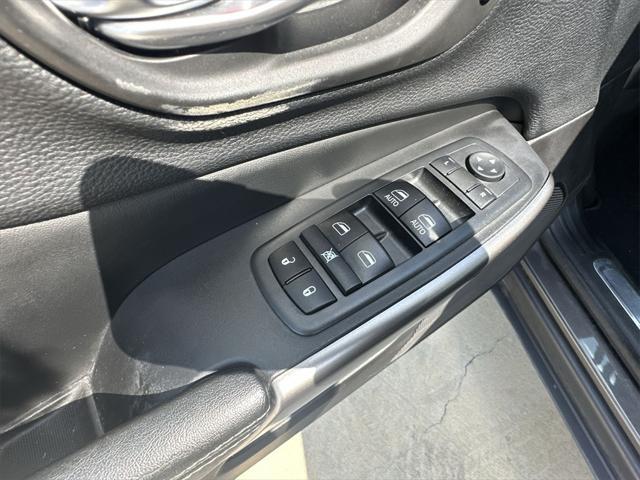 used 2020 Jeep Cherokee car, priced at $19,550