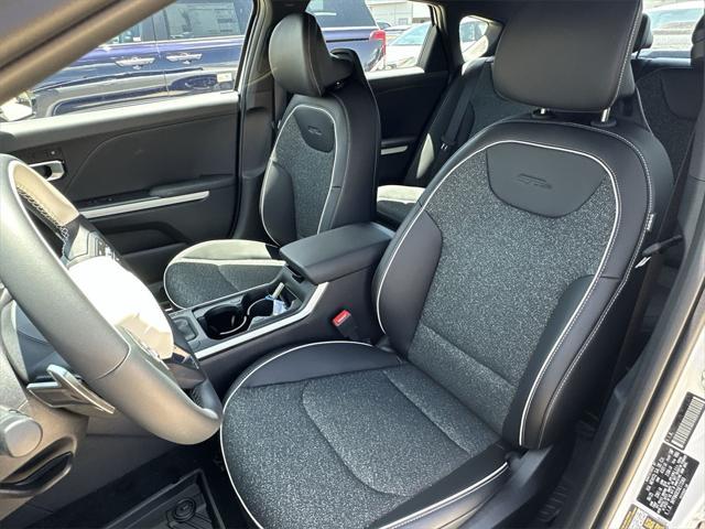 new 2025 Kia K4 car, priced at $24,422