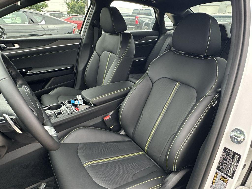 new 2026 Kia K5 car, priced at $32,666