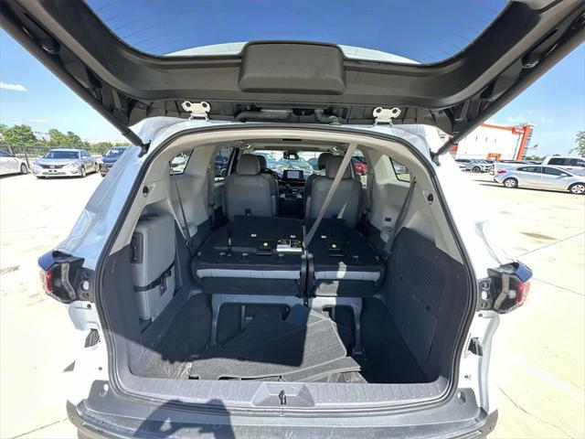 used 2022 Toyota Sienna car, priced at $38,222