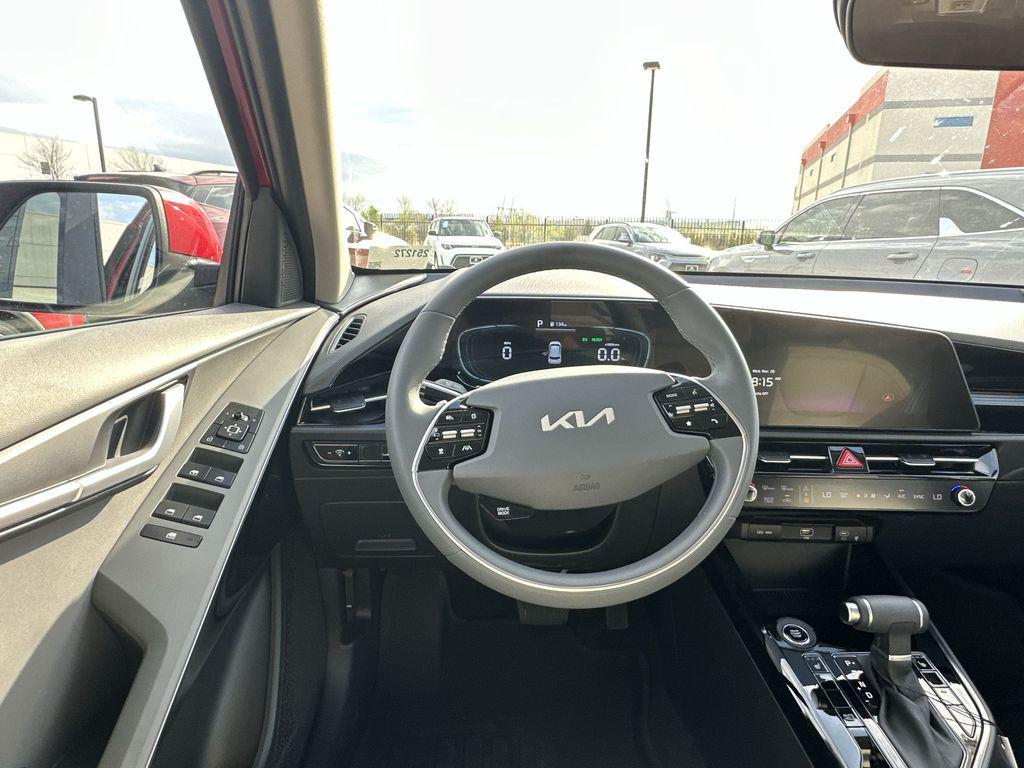 new 2025 Kia Niro car, priced at $27,376