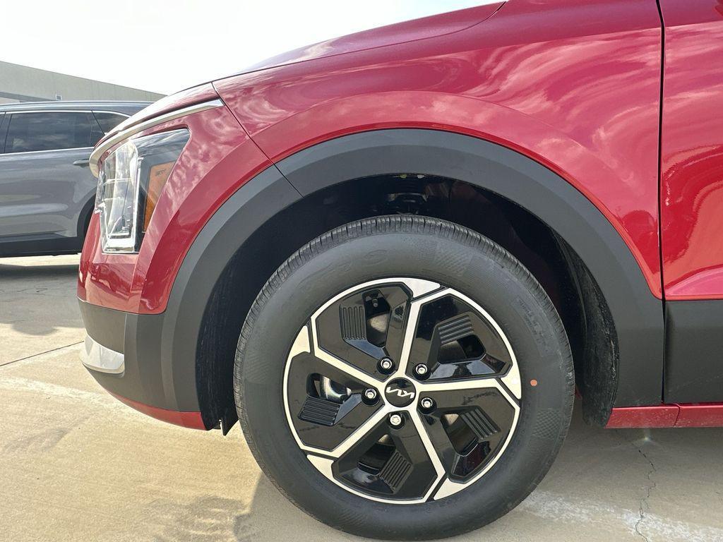 new 2025 Kia Niro car, priced at $27,376