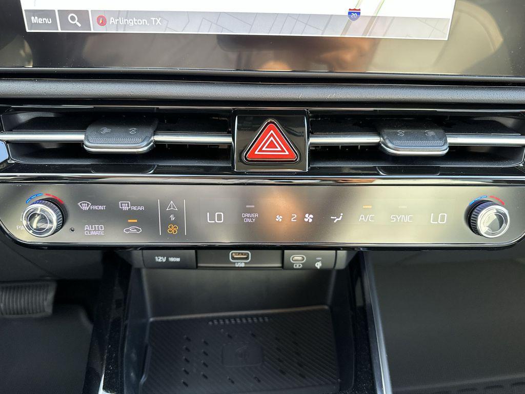 new 2025 Kia Niro car, priced at $27,376