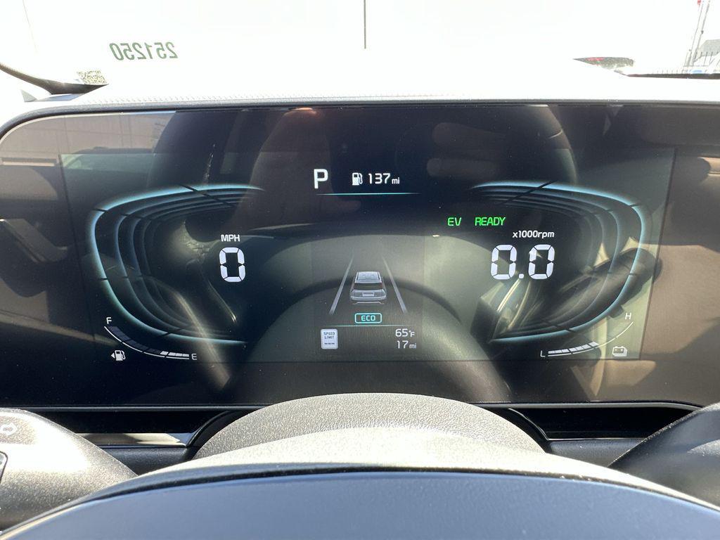 new 2025 Kia Niro car, priced at $27,081