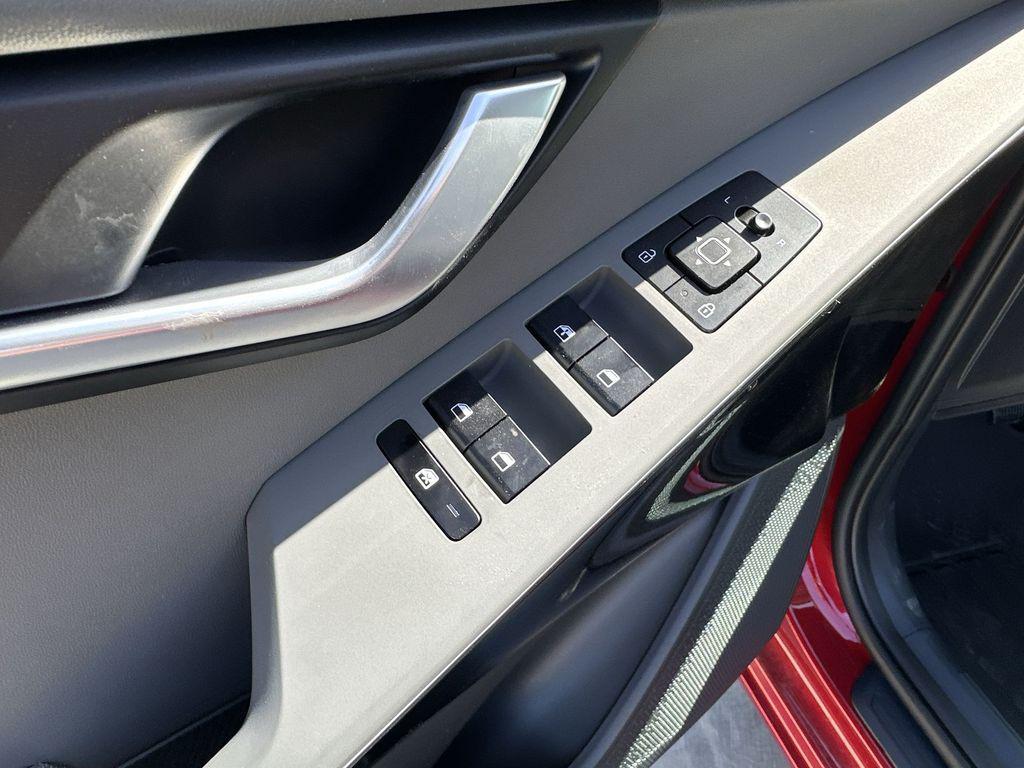 new 2025 Kia Niro car, priced at $27,081