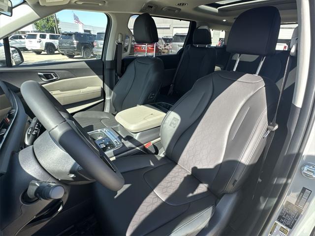 new 2025 Kia Carnival car, priced at $42,829
