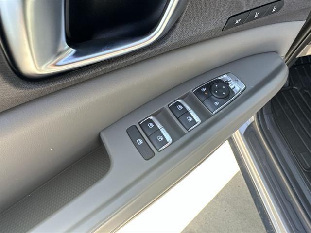 new 2025 Kia Carnival car, priced at $42,829