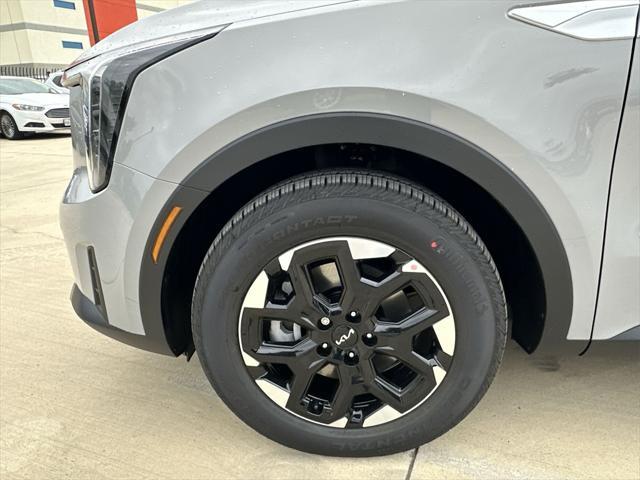new 2025 Kia Sorento car, priced at $35,151