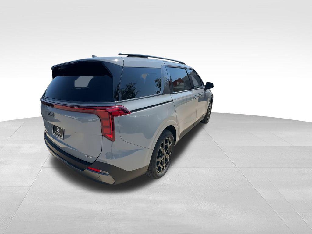 new 2026 Kia Carnival Hybrid car, priced at $48,070