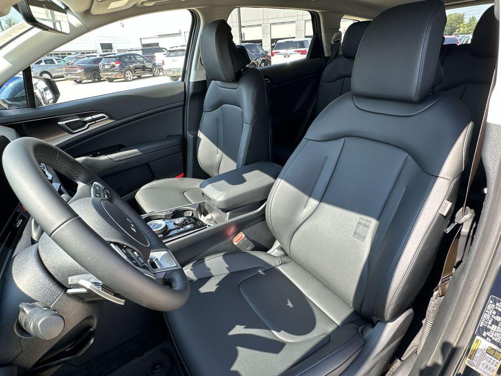 new 2025 Kia Sportage Hybrid car, priced at $32,578