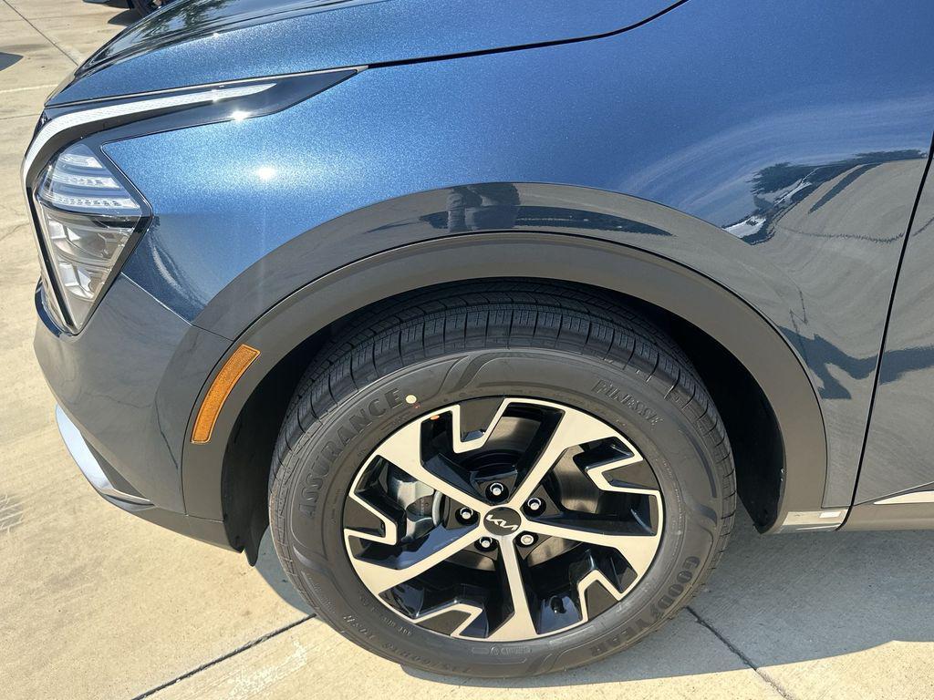 new 2025 Kia Sportage Hybrid car, priced at $32,578