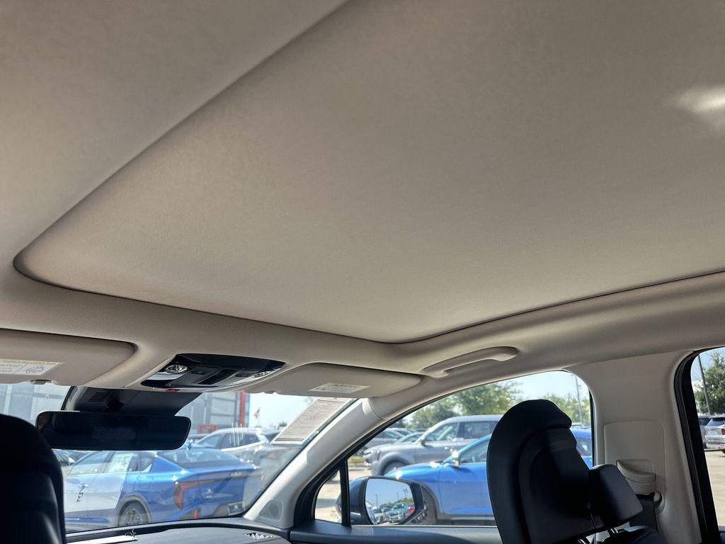 new 2025 Kia Sportage Hybrid car, priced at $32,578