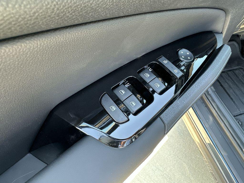 new 2025 Kia Sportage Hybrid car, priced at $32,578