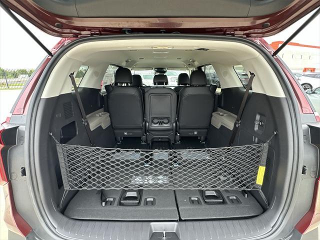 new 2025 Kia Carnival car, priced at $36,073