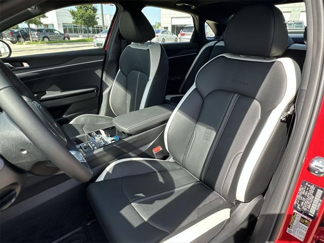 new 2025 Kia K5 car, priced at $29,609