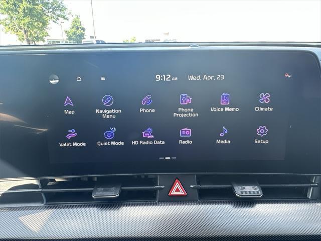 new 2025 Kia Sportage car, priced at $33,533