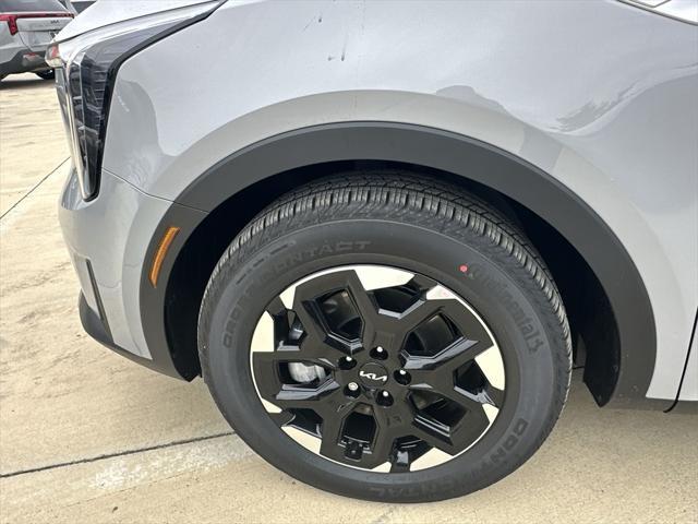new 2025 Kia Sorento car, priced at $35,108