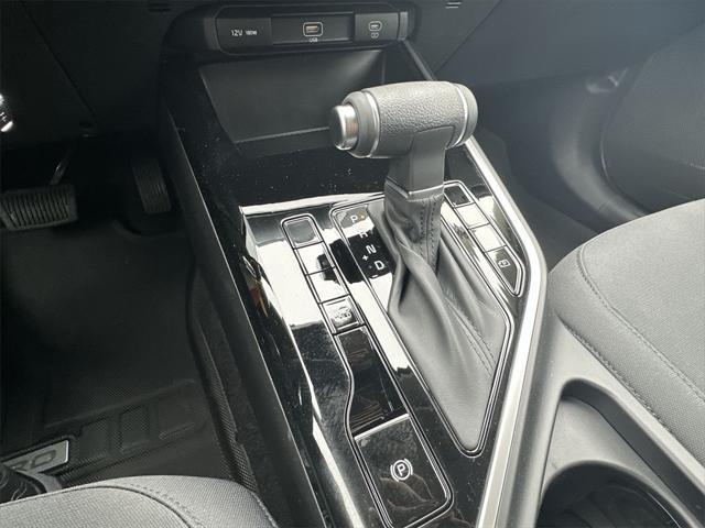 new 2025 Kia Niro car, priced at $26,939