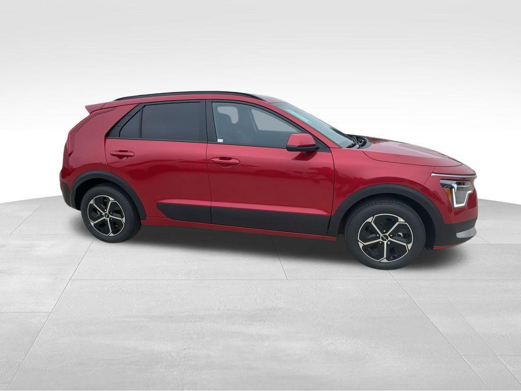 new 2025 Kia Niro car, priced at $25,103