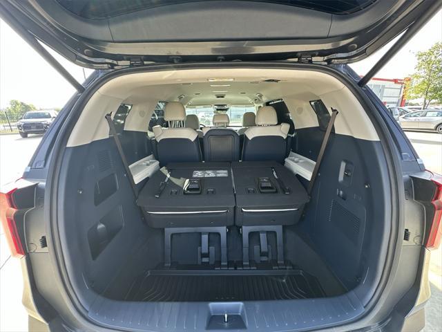 new 2025 Kia Carnival car, priced at $38,130