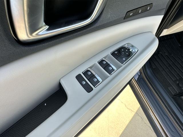 new 2025 Kia Carnival car, priced at $38,130