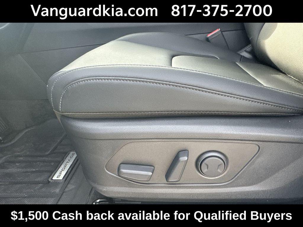 new 2025 Kia Sportage Hybrid car, priced at $32,695
