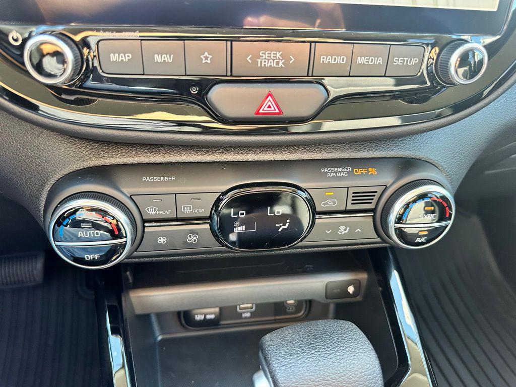 new 2025 Kia Soul car, priced at $23,198