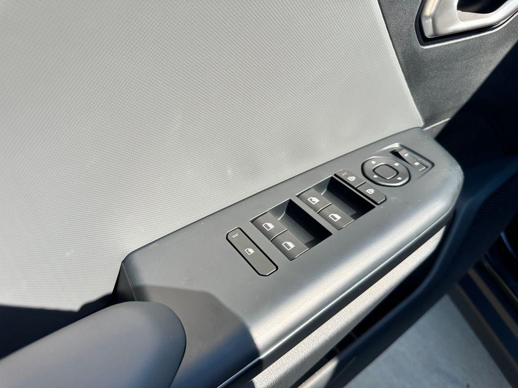 new 2025 Kia K4 car, priced at $21,958