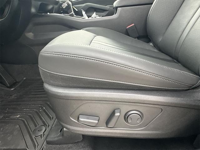 new 2025 Kia Sorento car, priced at $34,994