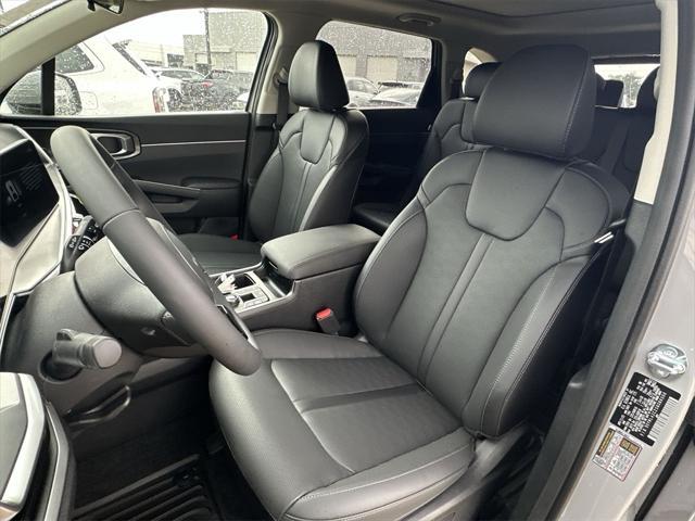 new 2025 Kia Sorento car, priced at $34,994