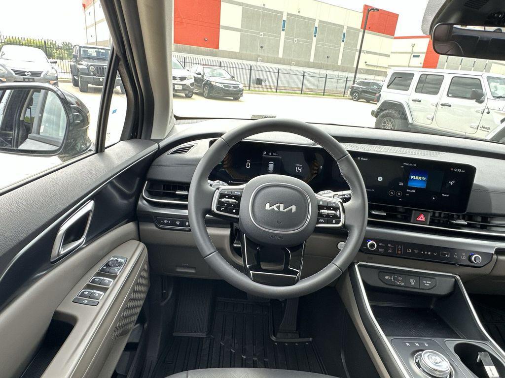 new 2026 Kia Carnival Hybrid car, priced at $40,350