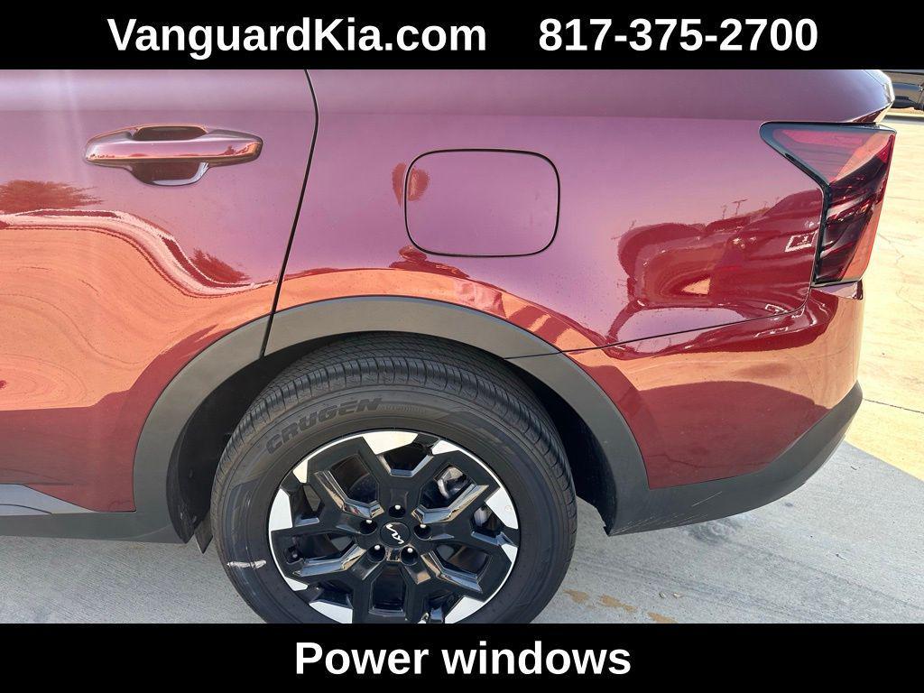 used 2024 Kia Sorento car, priced at $31,118
