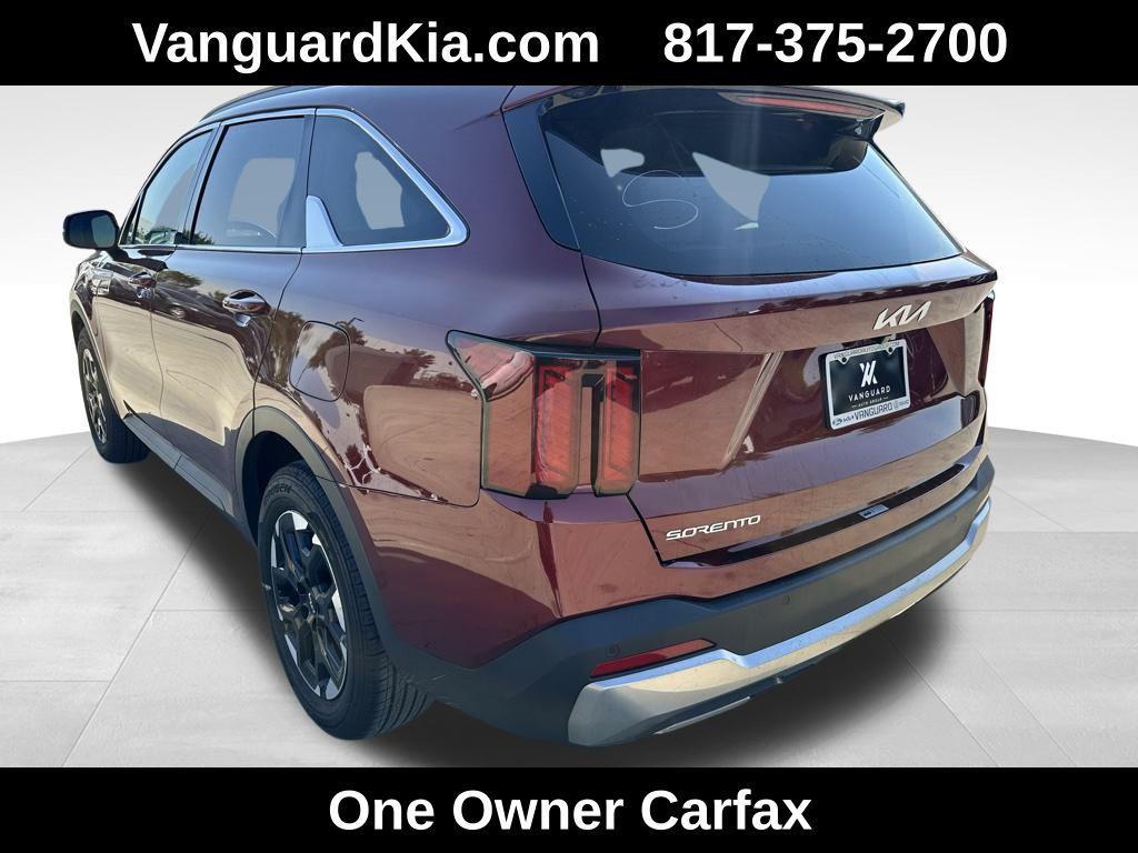 used 2024 Kia Sorento car, priced at $31,118
