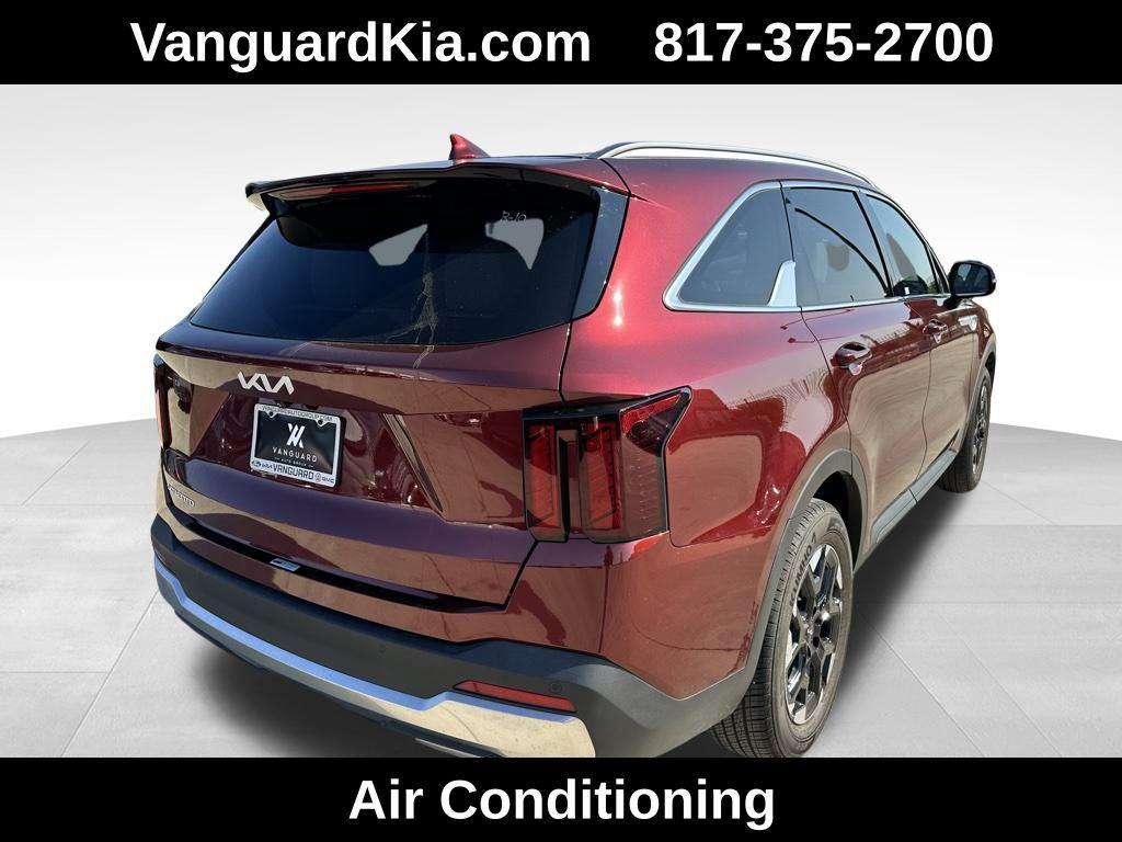 used 2024 Kia Sorento car, priced at $31,118