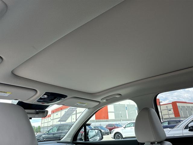 new 2025 Kia Sorento car, priced at $34,681
