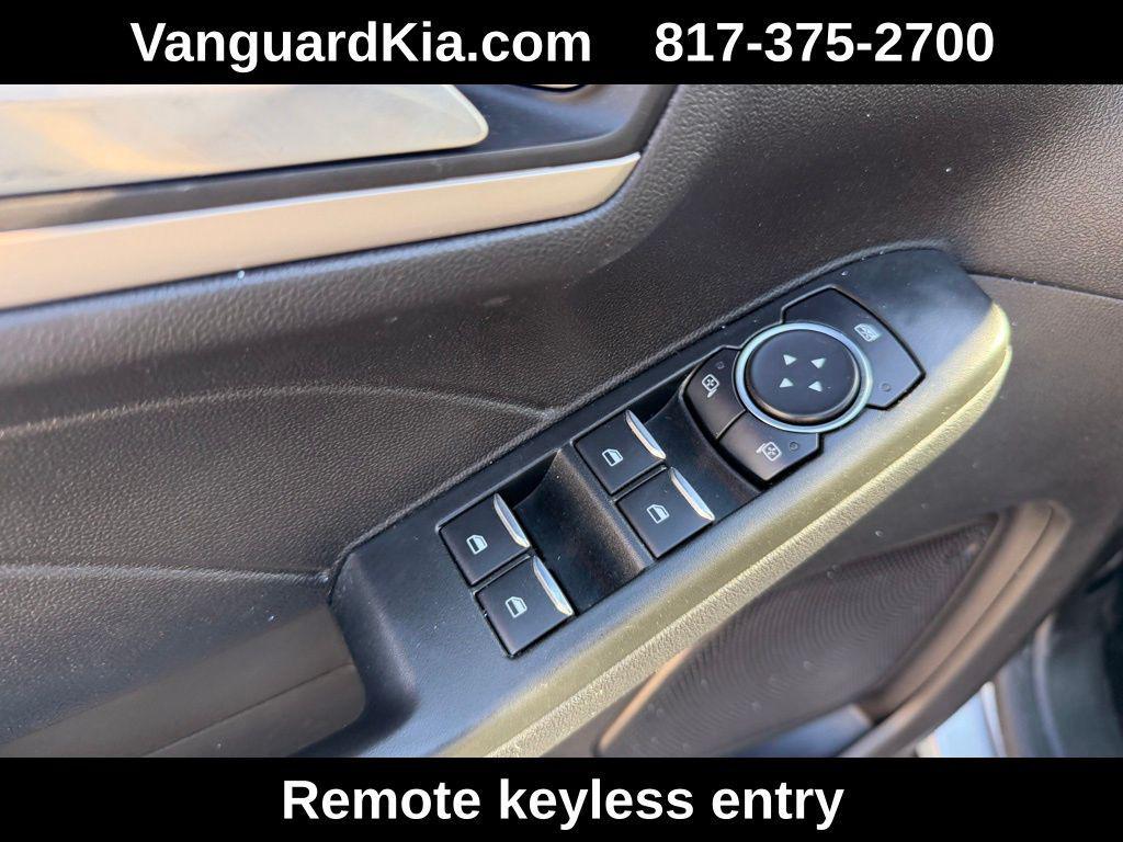 used 2022 Ford Escape car, priced at $21,260