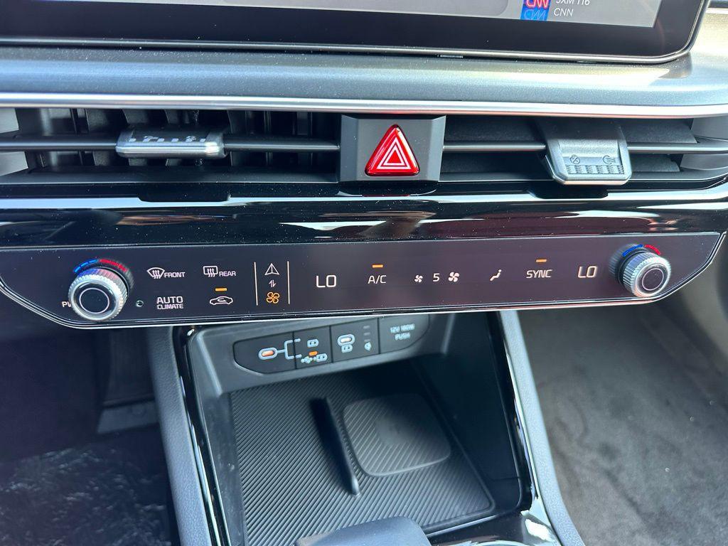 new 2026 Kia K5 car, priced at $30,171