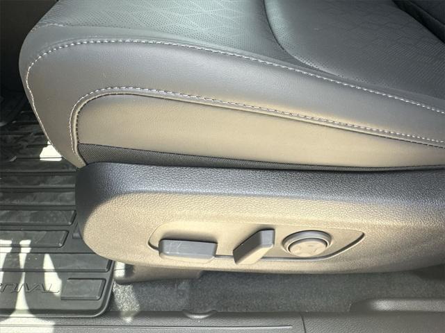 new 2026 Kia Carnival car, priced at $39,062