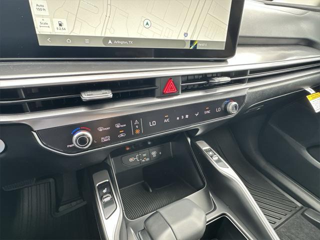 new 2025 Kia Sorento car, priced at $36,534