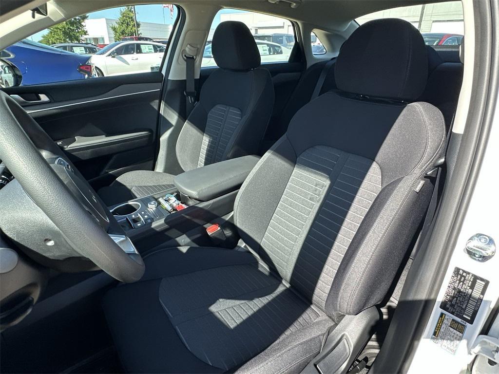 new 2025 Kia K4 car, priced at $22,457