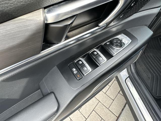 used 2023 Kia Telluride car, priced at $41,046